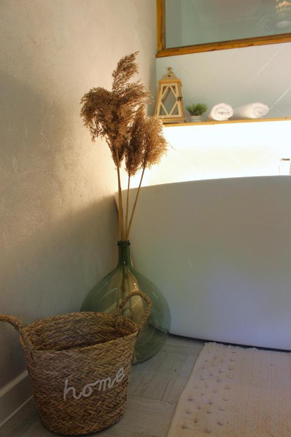 Le Petit Begou Bed & Breakfast Saint-Auban-d'Oze ภายนอก รูปภาพ