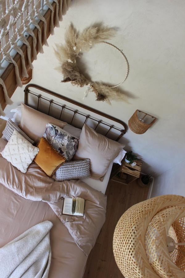 Le Petit Begou Bed & Breakfast Saint-Auban-d'Oze ภายนอก รูปภาพ