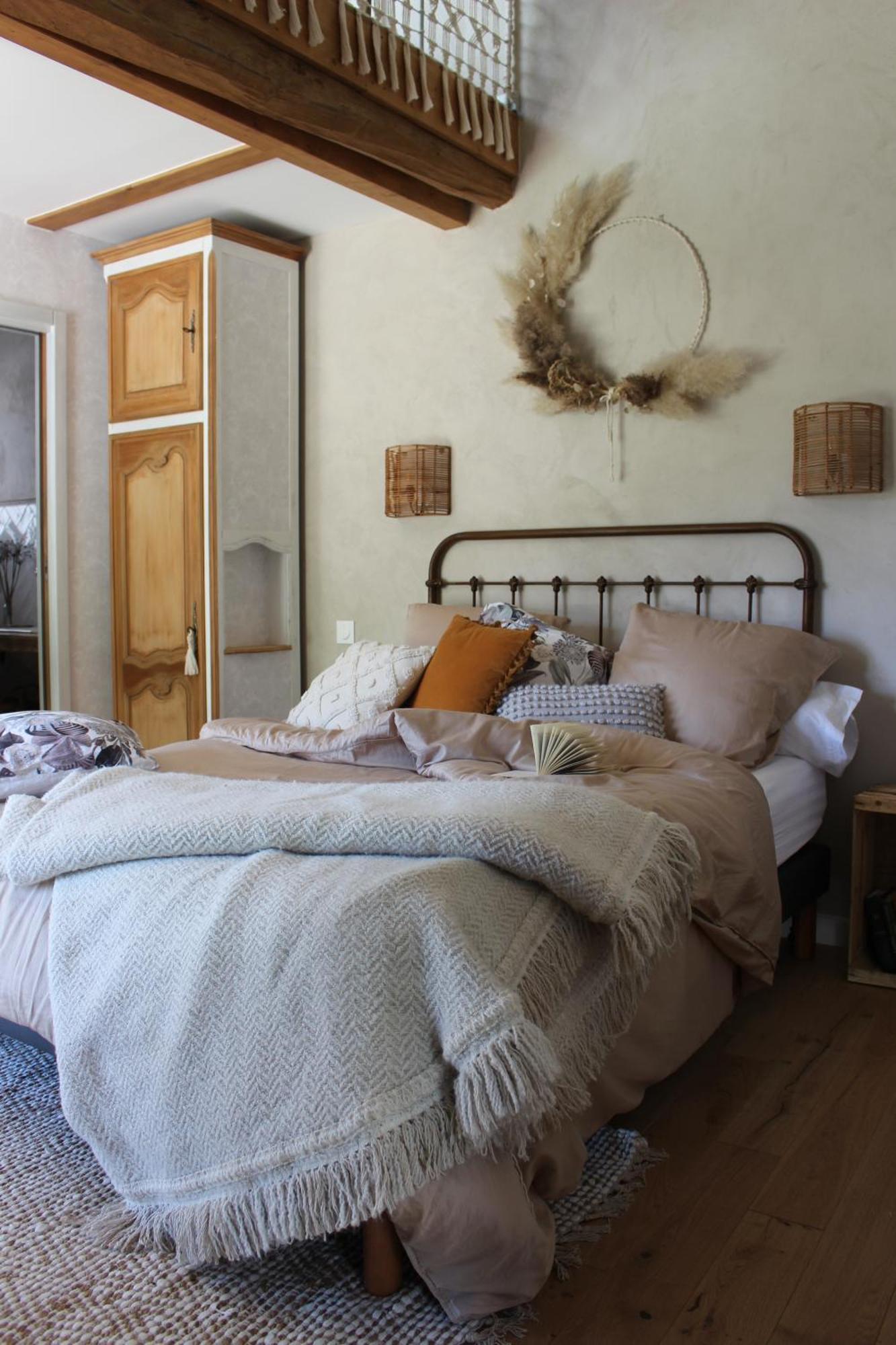 Le Petit Begou Bed & Breakfast Saint-Auban-d'Oze ภายนอก รูปภาพ